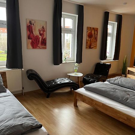 Fewo "Franzi" 5 Personen, Zentrale Lage, Parkplatz Dessau-Rosslau Zewnętrze zdjęcie